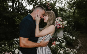 ¡SUENA LA CAMPANA DEL AMOR! TAYLOR SWIFT Y TRAVIS KELCE ANUNCIAN SU COMPROMISO